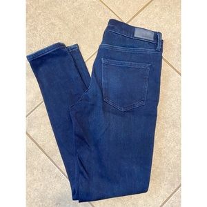 Dark wash legging jeans